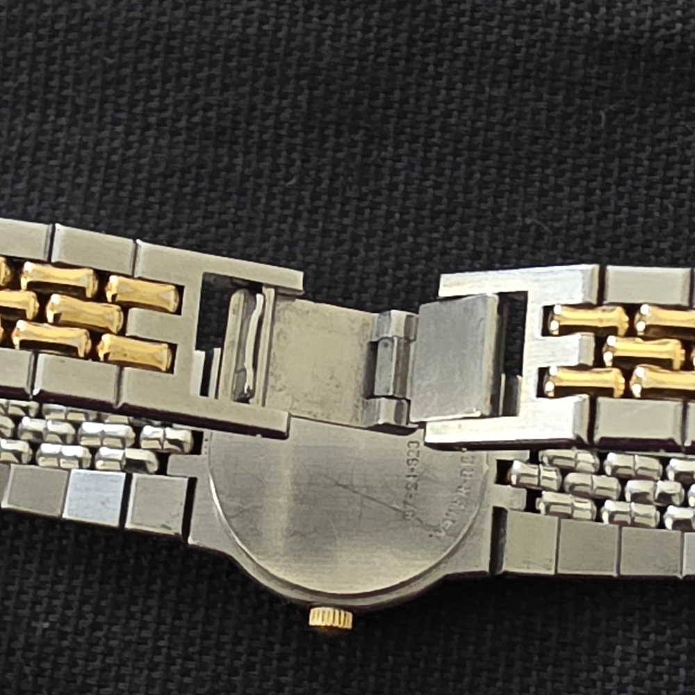 VTG Movado Ladies Two Tone Stainless Steel Bracelet Watch For Parts Or Repair - Picture 6 of 12